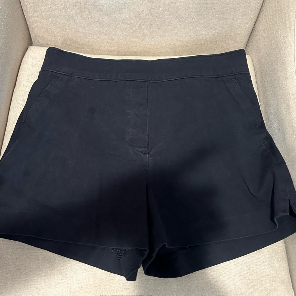 Spanx Women On The Go Shorts 4”
